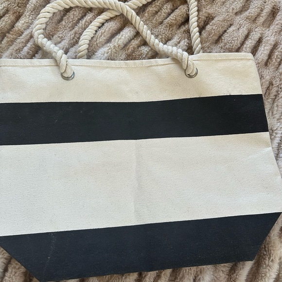 Pure Barre Canvas tote. Only used once. Like new - Picture 2 of 5